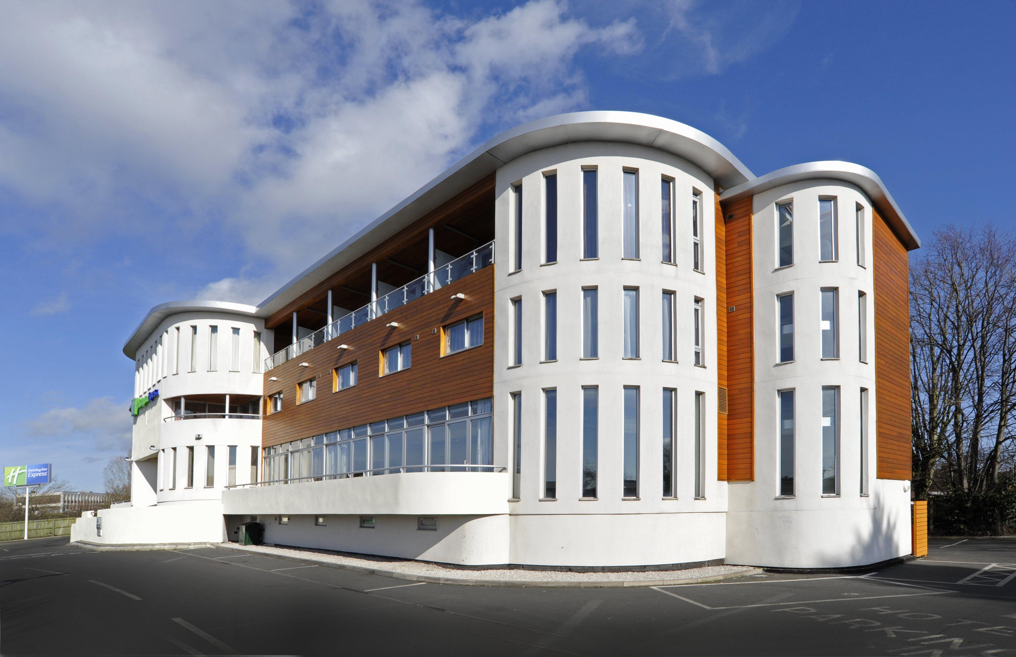 Holiday Inn Express Crewe, An Ihg Hotel Exterior foto