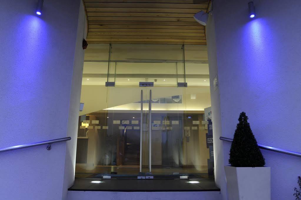 Holiday Inn Express Crewe, An Ihg Hotel Exterior foto
